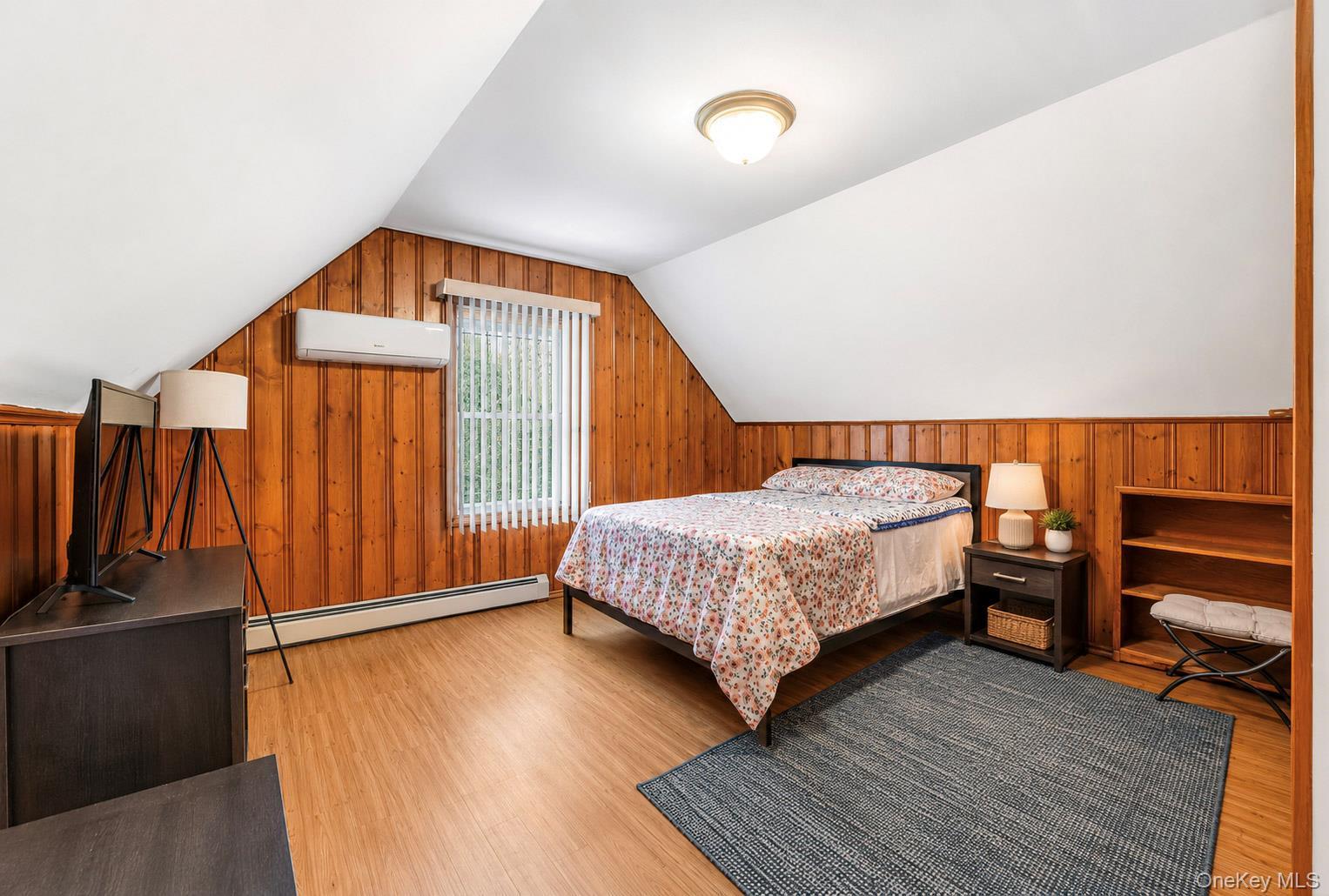 Single Family 250th Street Queens, NY 11426, MLS-1017200-12