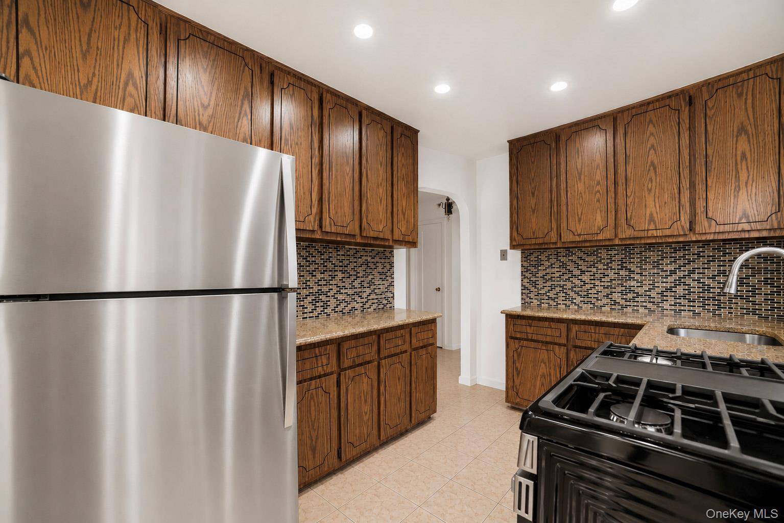 Single Family 250th Street Queens, NY 11426, MLS-1017200-6