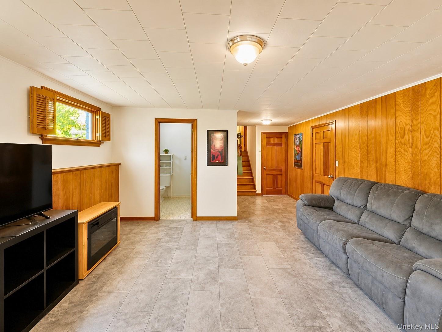Single Family Gardiner Street  Greene County, NY 12414, MLS-1017203-18