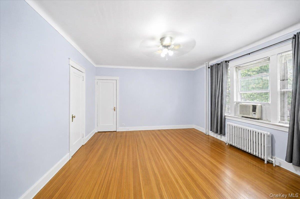 Single Family Coddington Avenue Bronx, NY 10461, MLS-1017273-6