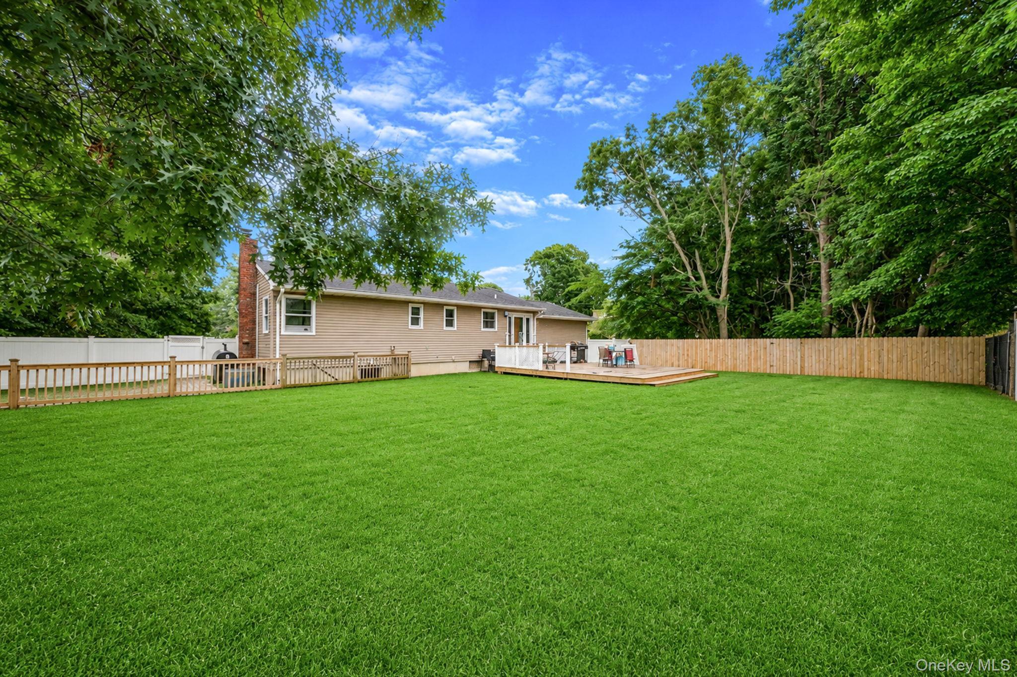 Single Family Amarr Drive Suffolk County, NY 11967, MLS-1017292-20