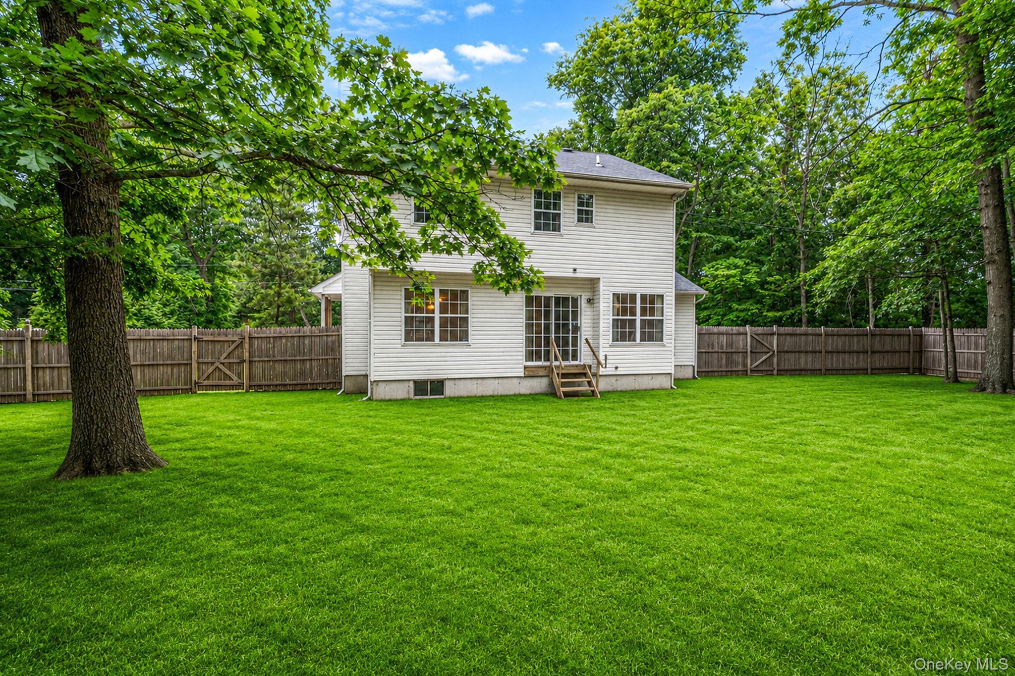 Single Family Community Road Suffolk County, NY 11727, MLS-1017305-20