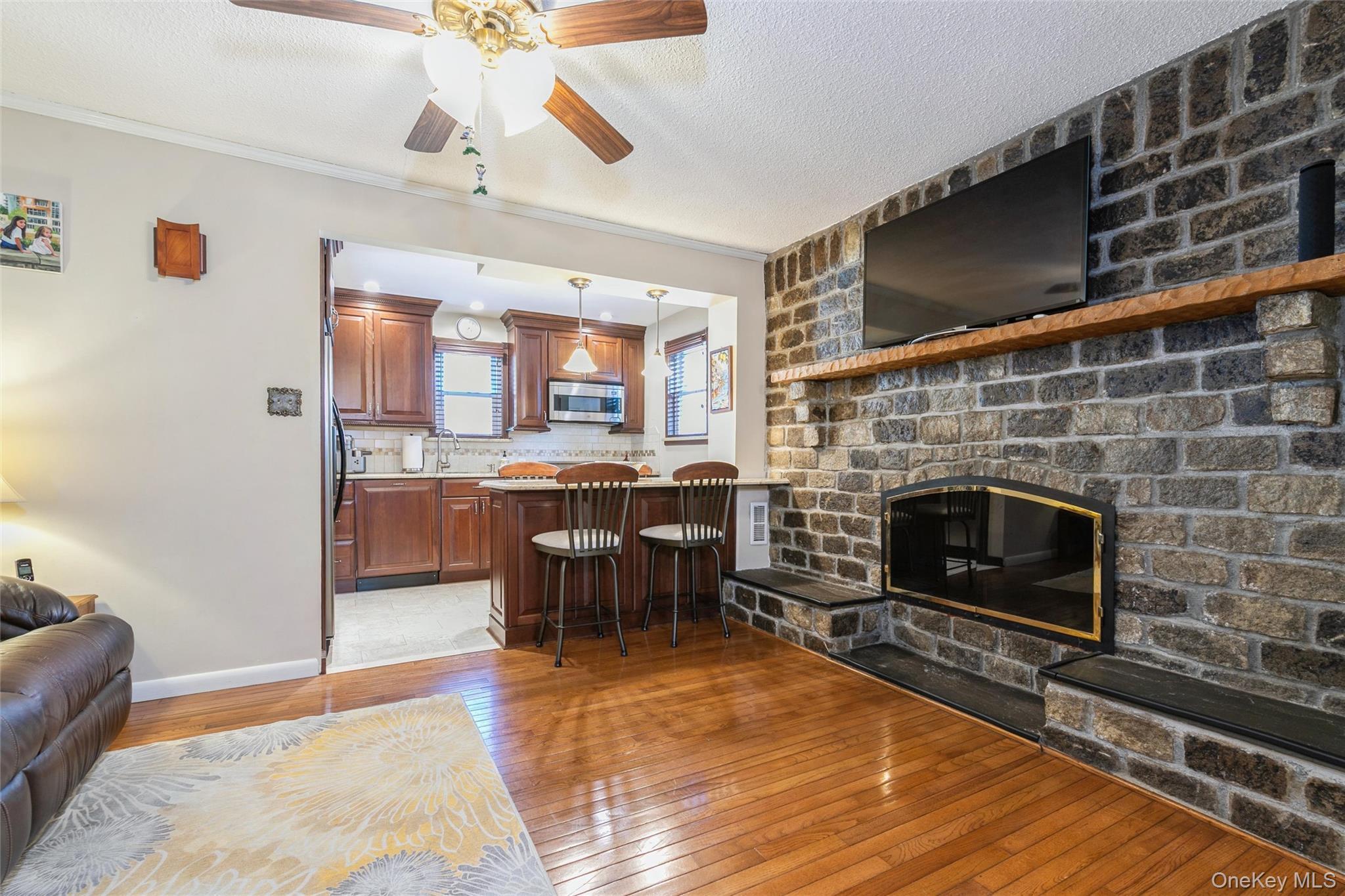 Single Family Devon Street  Nassau County, NY 11563, MLS-1017315-11
