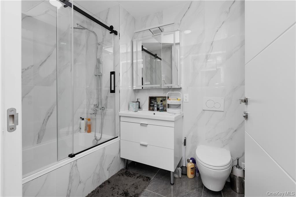 Condo W End Avenue  Brooklyn, NY 11235, MLS-1017326-21