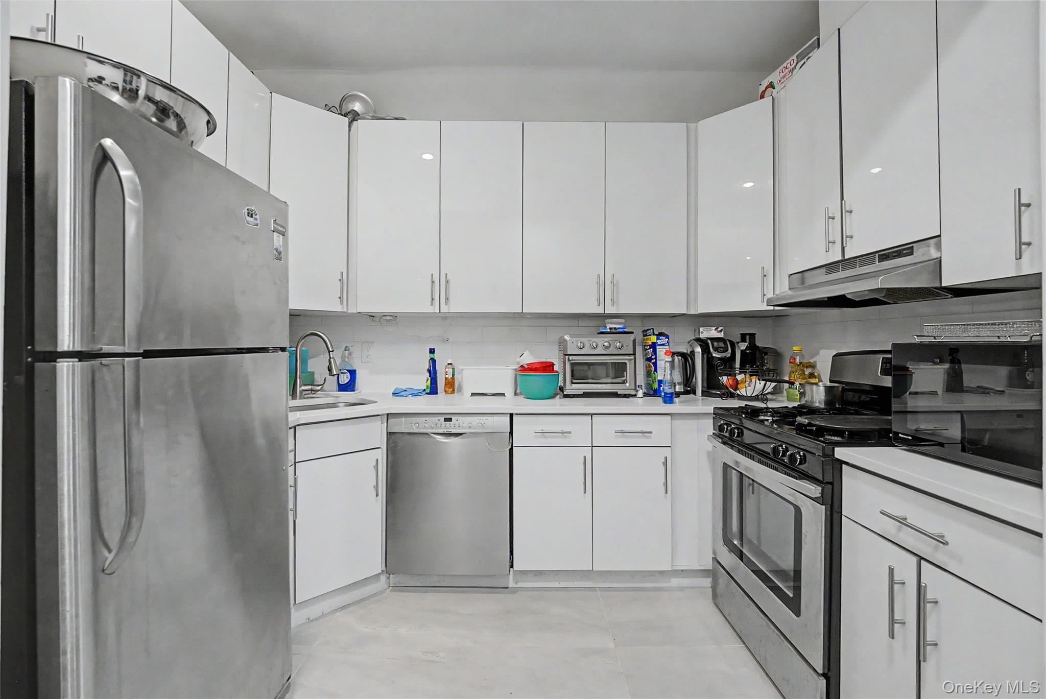 Single Family 27th Avenue  Queens, NY 11102, MLS-1017335-12
