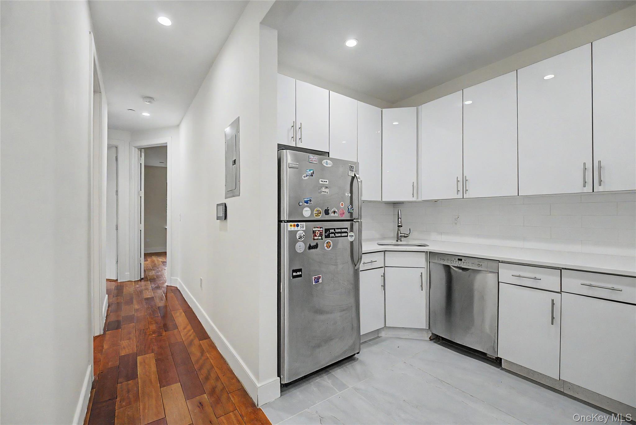 Single Family 27th Avenue  Queens, NY 11102, MLS-1017335-31