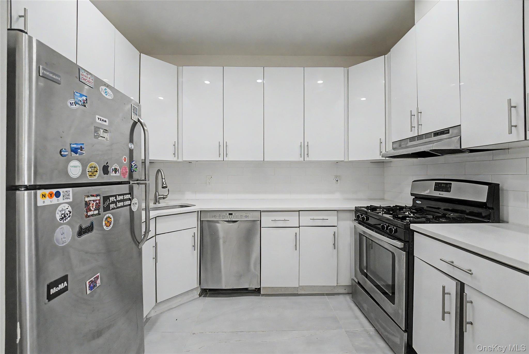 Single Family 27th Avenue  Queens, NY 11102, MLS-1017335-32