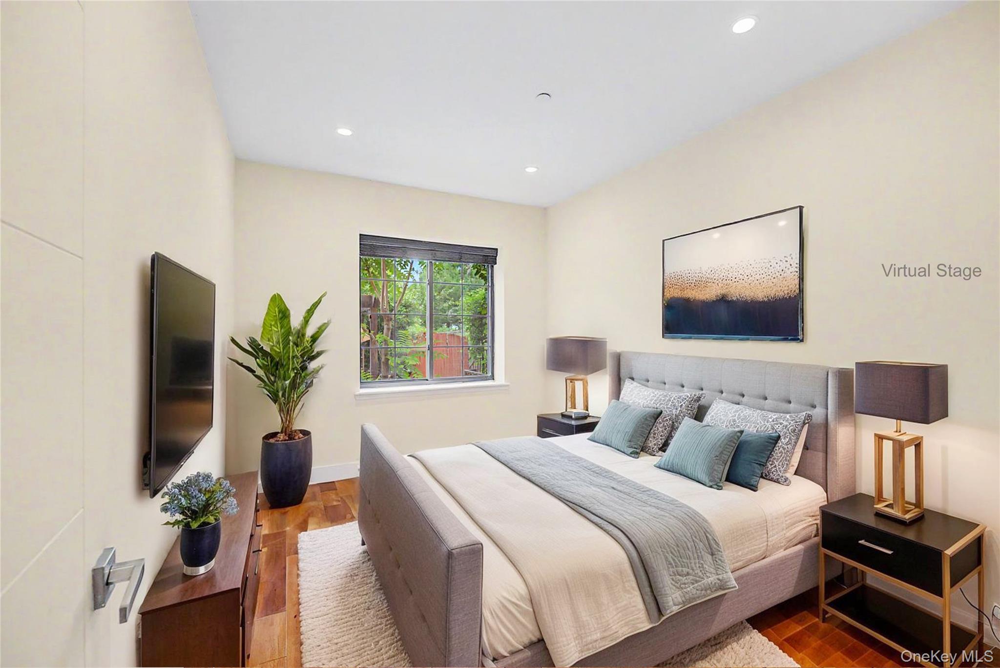 Single Family 27th Avenue  Queens, NY 11102, MLS-1017335-34