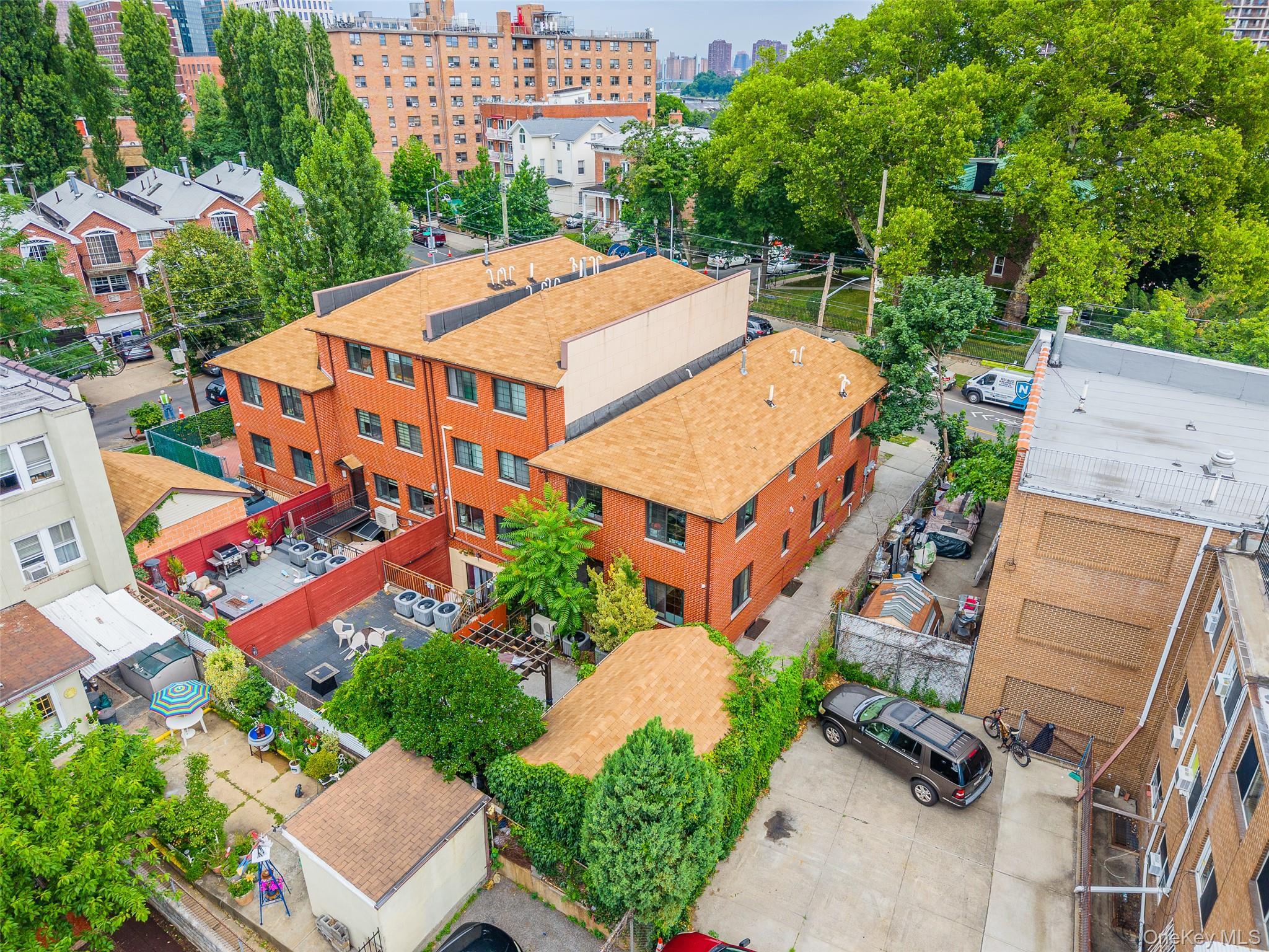 Single Family 27th Avenue  Queens, NY 11102, MLS-1017335-4