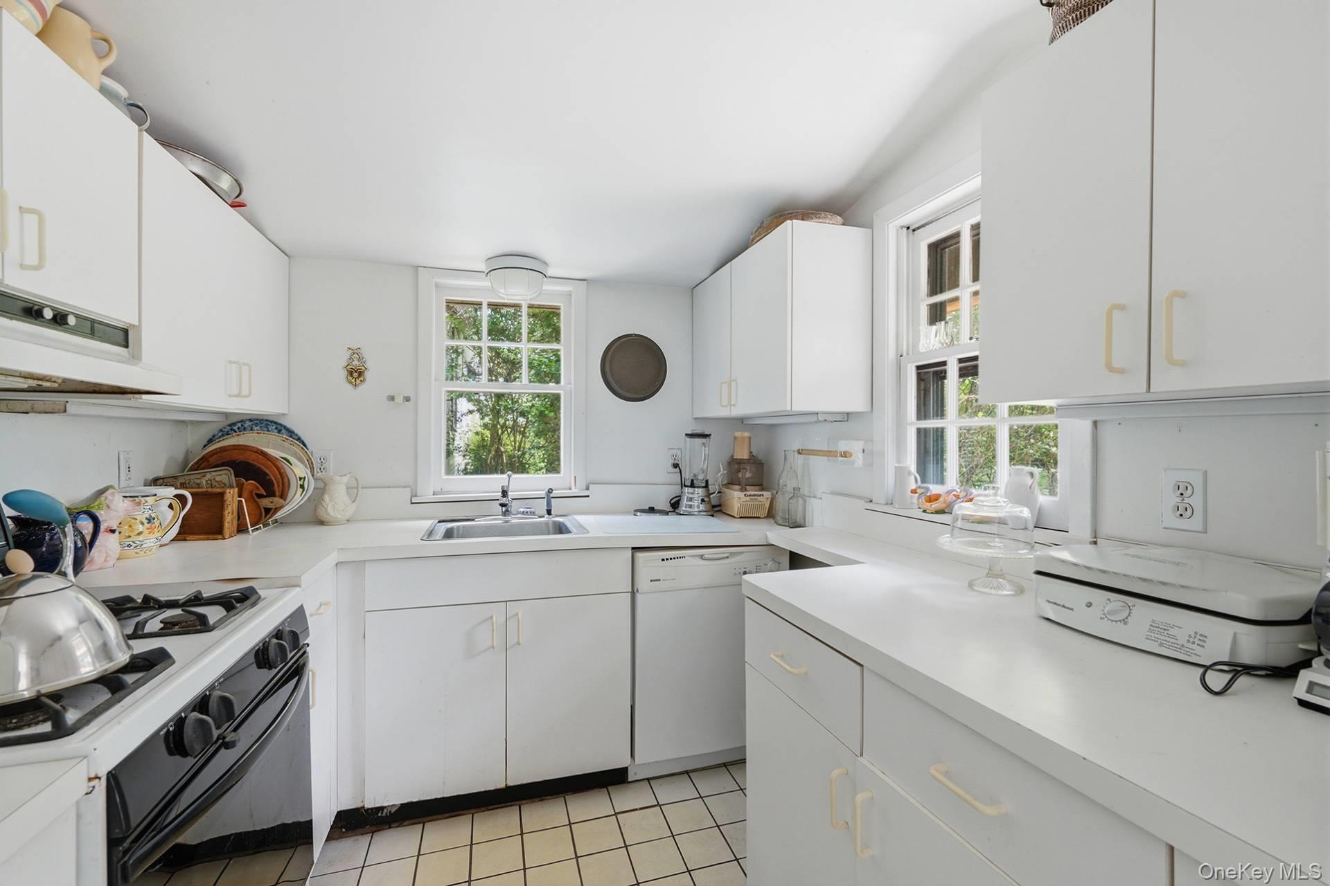 Single Family Edgemere Drive Suffolk County, NY 11968, MLS-1017347-7