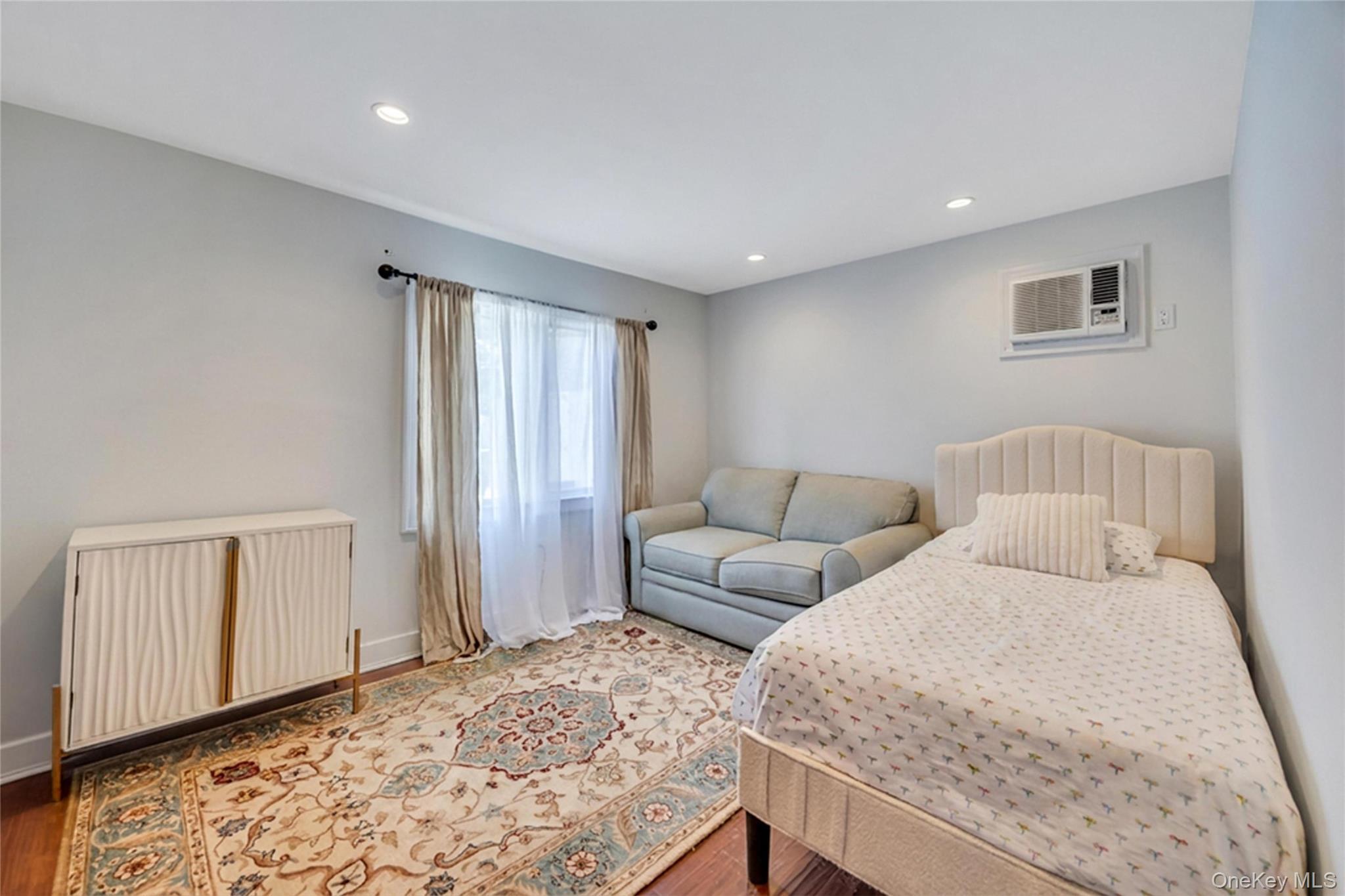 Single Family Dahlia Drive Suffolk County, NY 11951, MLS-1017368-14