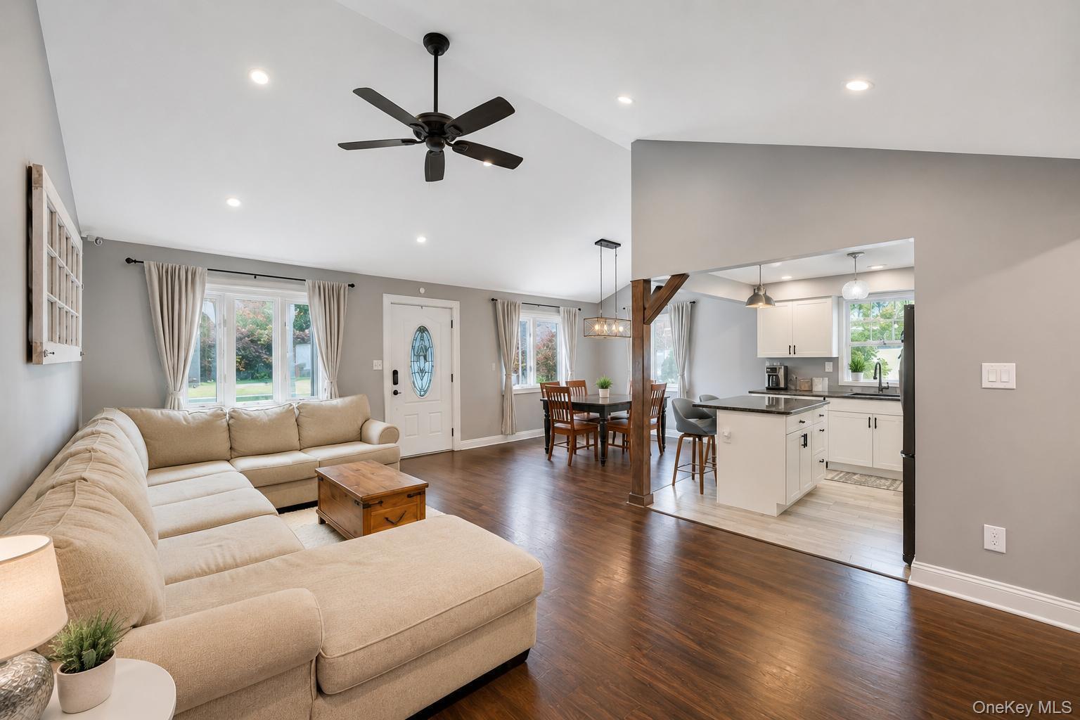 Single Family Dahlia Drive Suffolk County, NY 11951, MLS-1017368-4