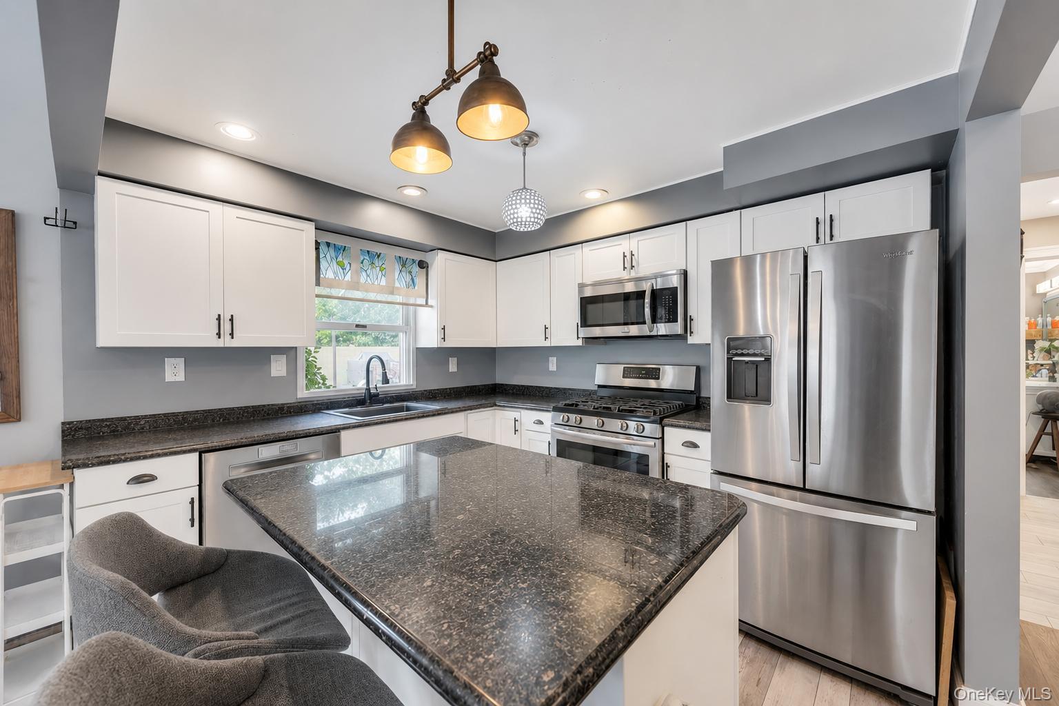 Single Family Dahlia Drive Suffolk County, NY 11951, MLS-1017368-8