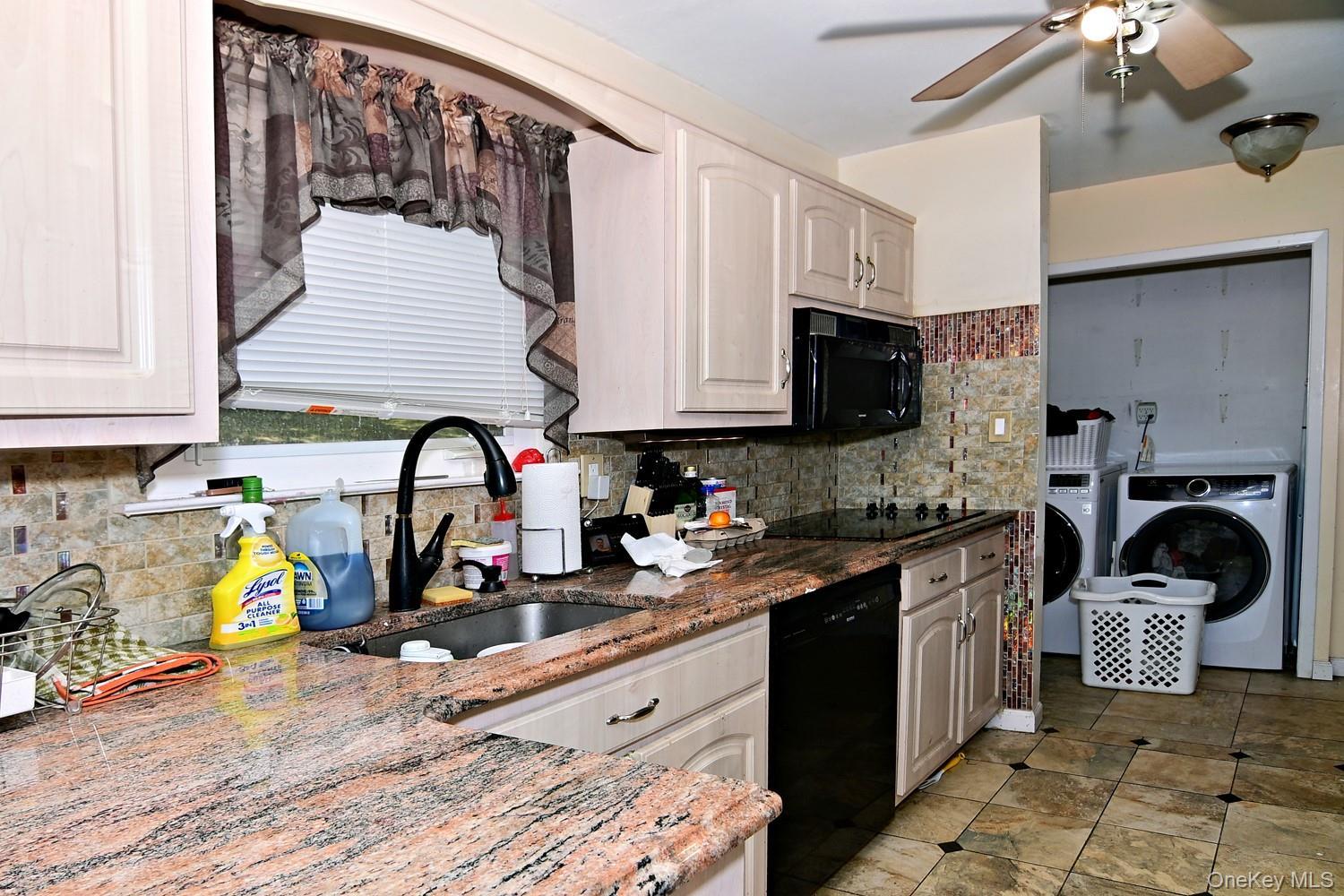 Single Family Willow Street  Suffolk County, NY 11784, MLS-1017396-17