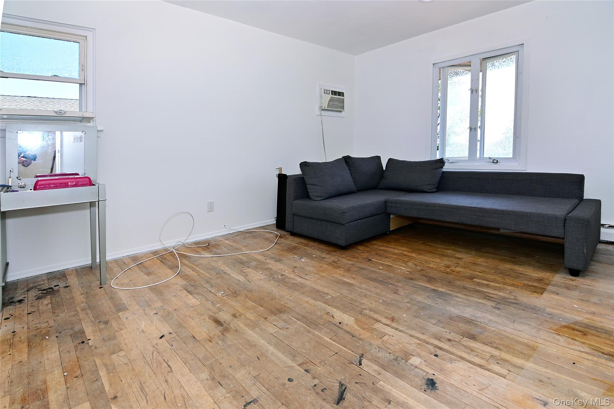 Single Family Willow Street  Suffolk County, NY 11784, MLS-1017396-29