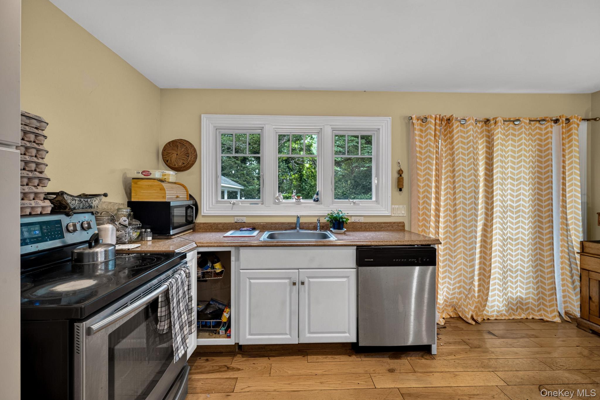 Single Family Keller Drive Suffolk County, NY 11950, MLS-1017411-11