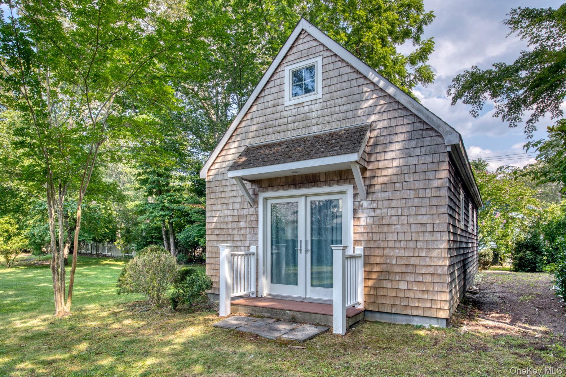 Single Family Palmer Terrace  Suffolk County, NY 11963, MLS-1017424-44