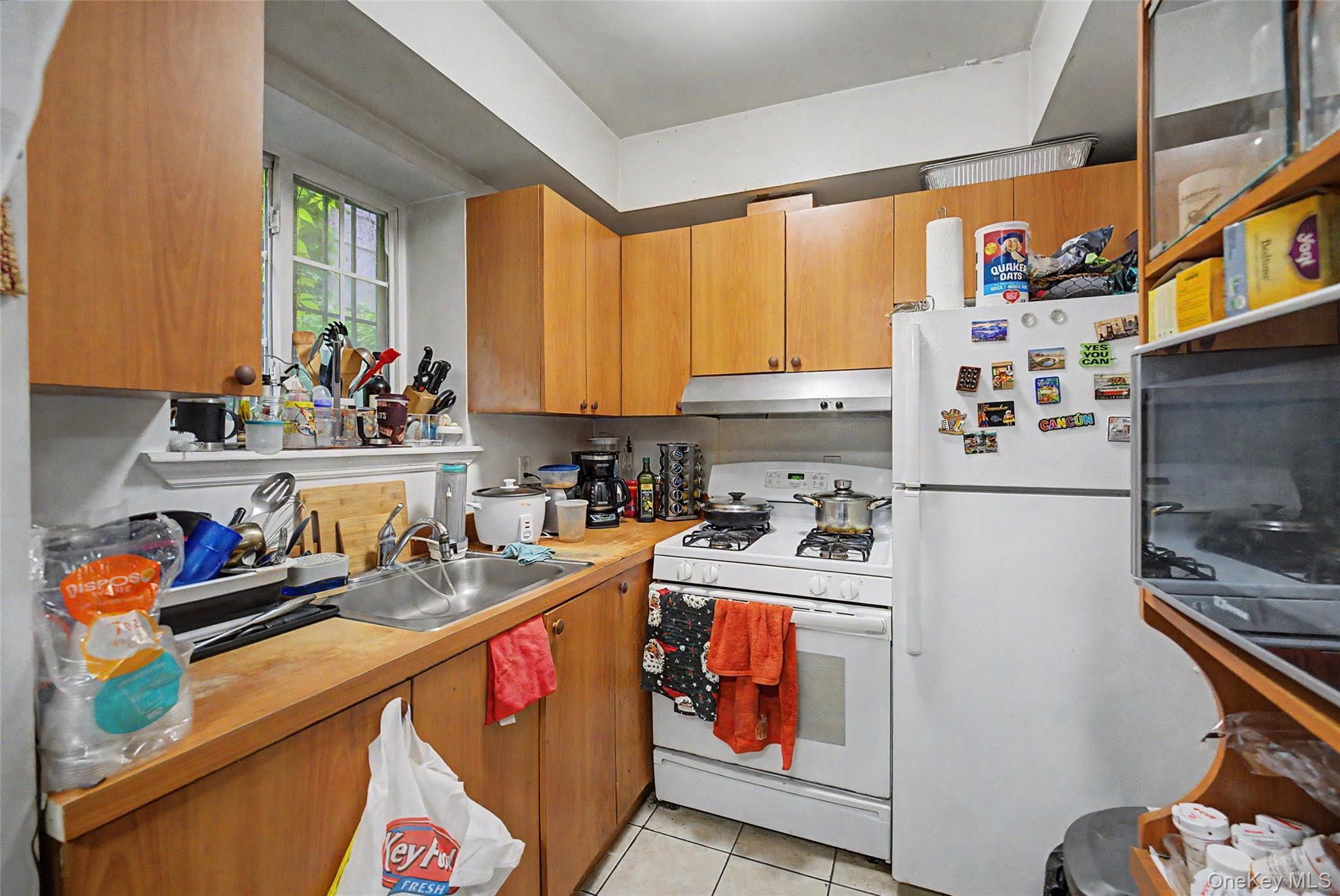 Single Family 58th Ave Queens, NY 11358, MLS-1017434-8