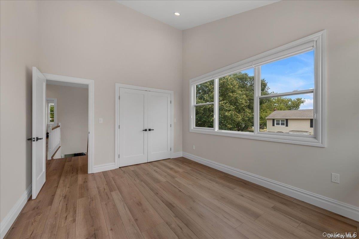 Single Family Kate Drive Nassau County, NY 11040, MLS-1017445-25