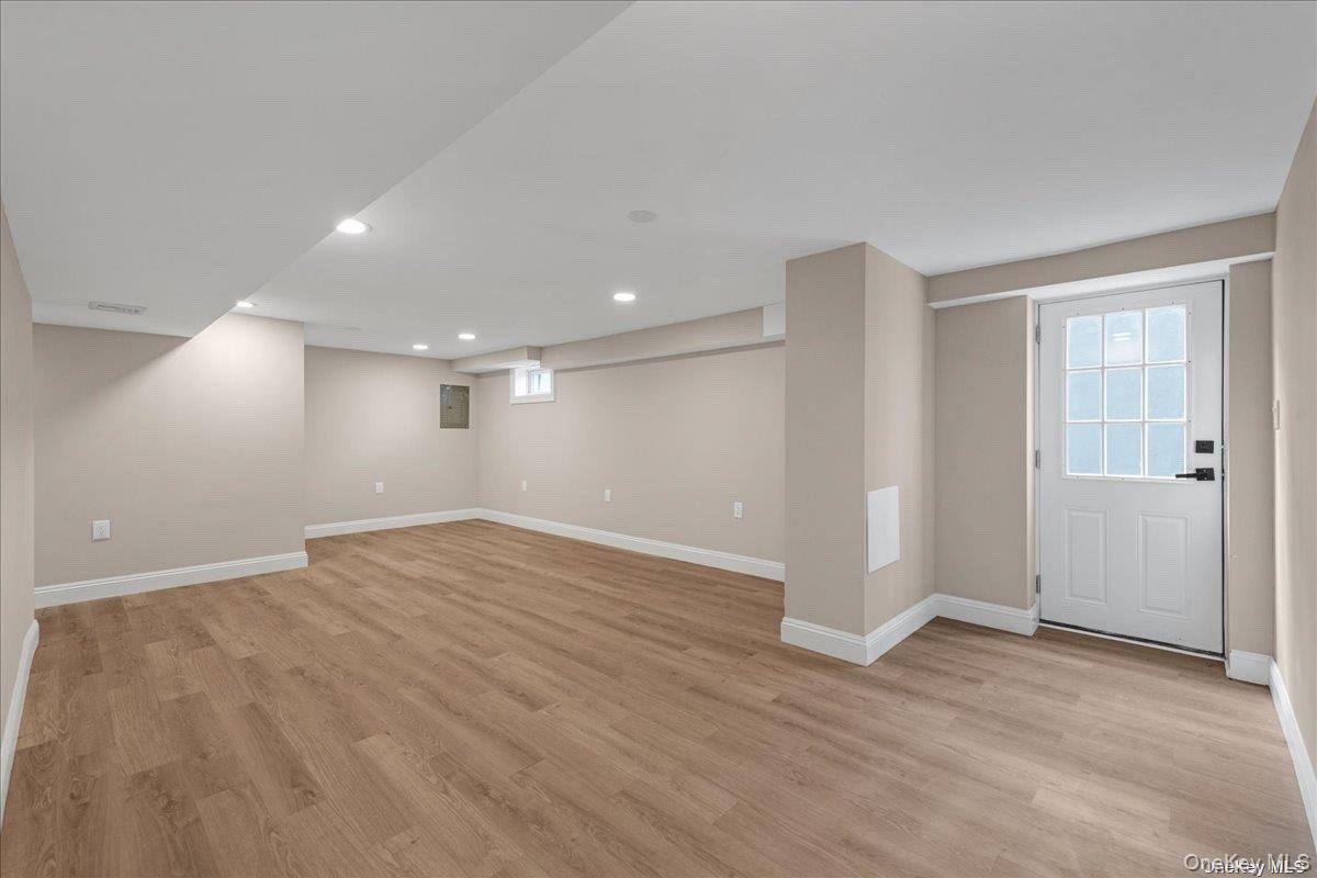 Single Family Kate Drive Nassau County, NY 11040, MLS-1017445-28