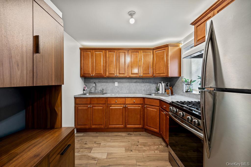 Single Family Beckett Court Rockland County, NY 10977, MLS-1017458-17