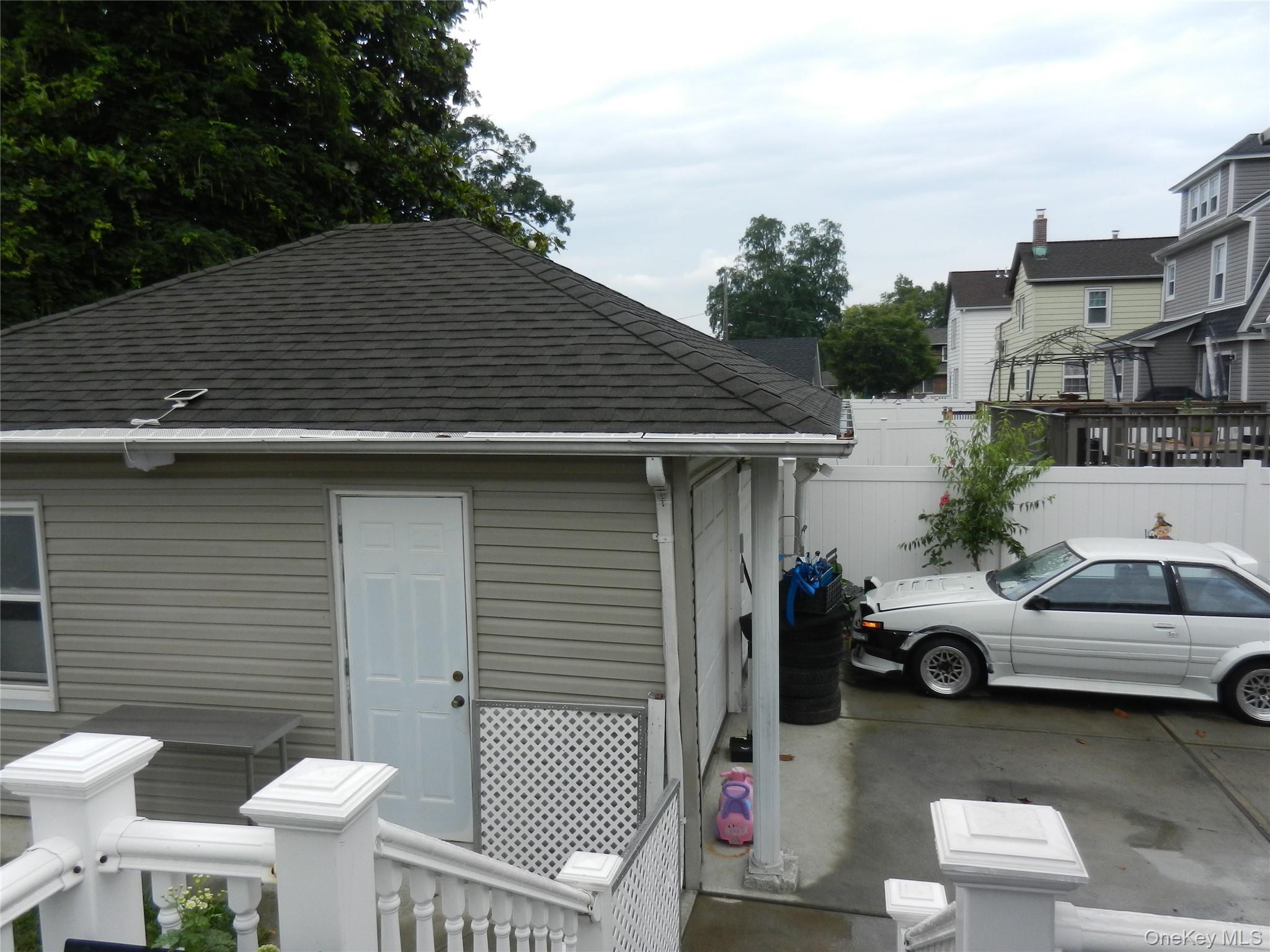 Single Family Avondale Street  Nassau County, NY 11581, MLS-1017485-24
