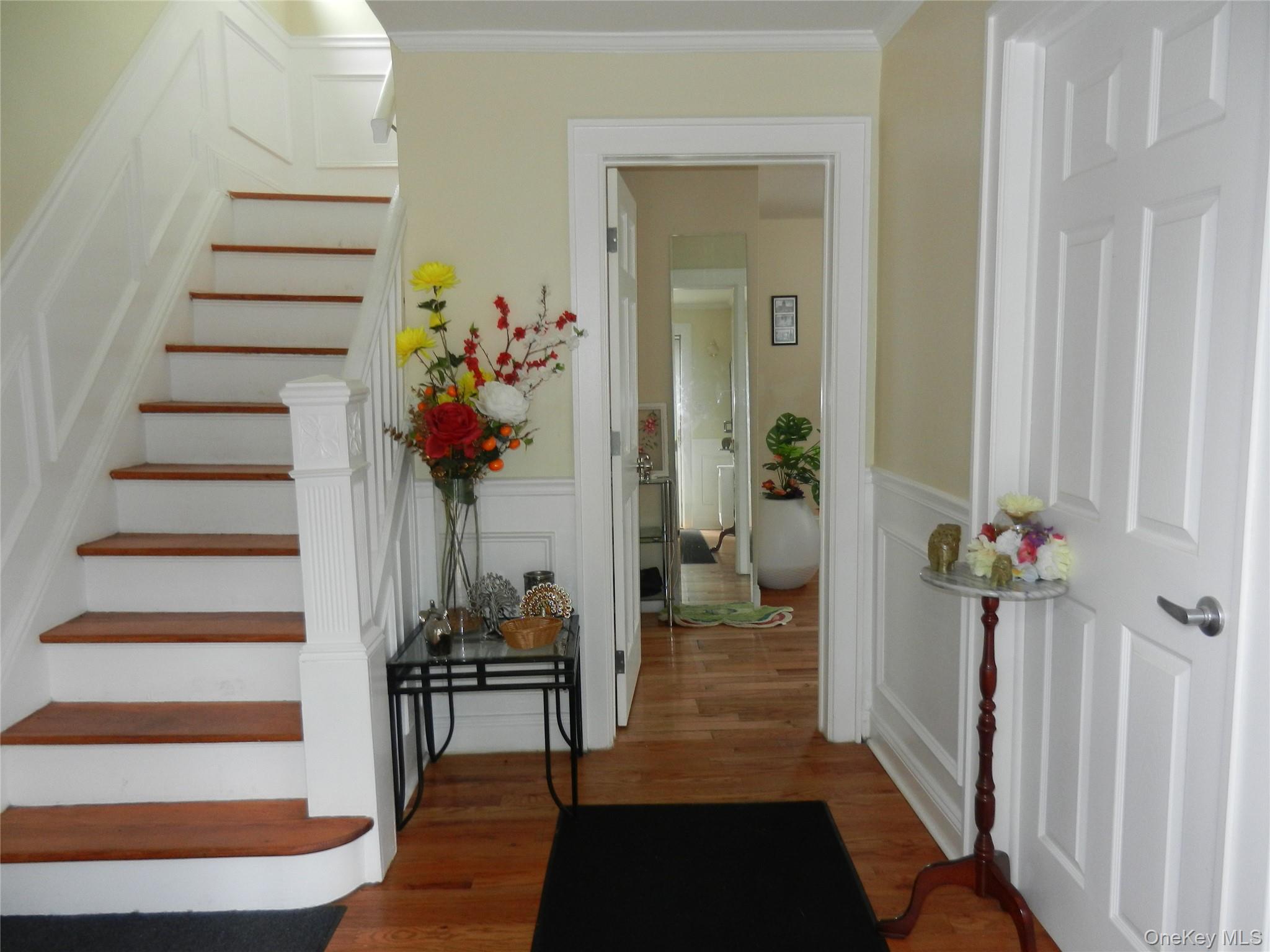 Single Family Avondale Street  Nassau County, NY 11581, MLS-1017485-3