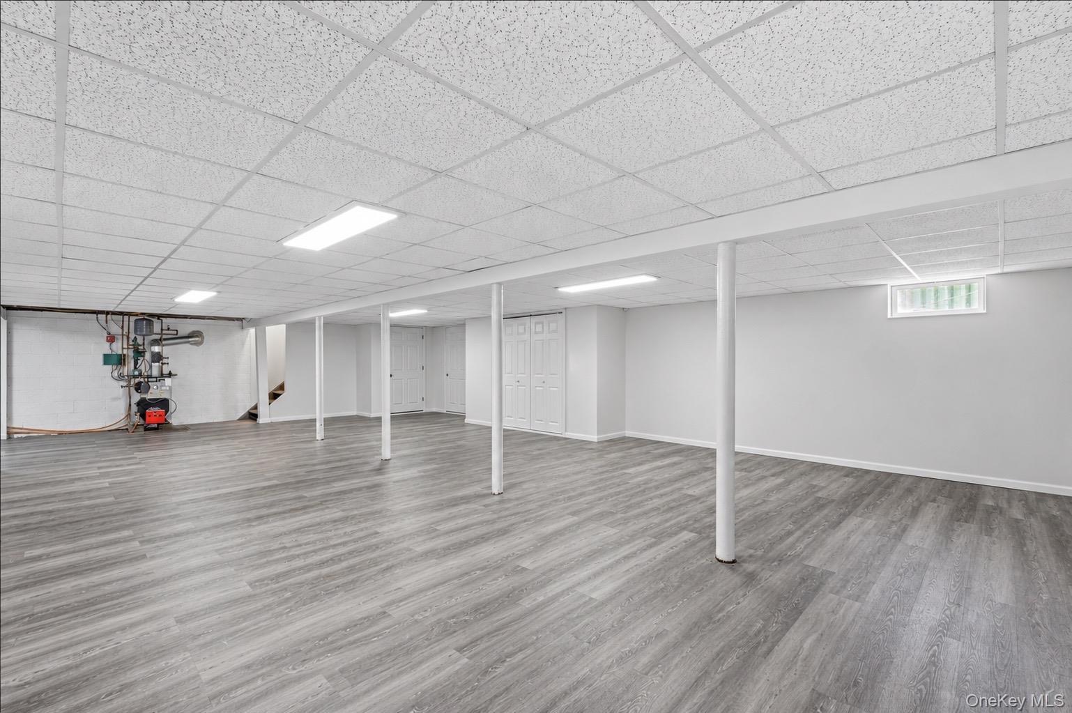 Single Family Peconic Lane  Suffolk County, NY 11958, MLS-1017498-17