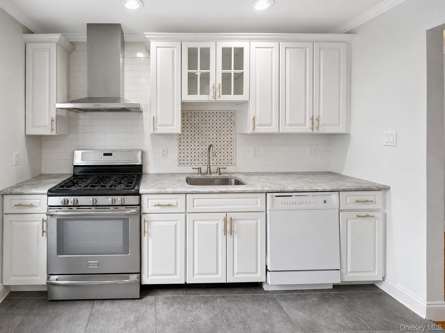 Single Family 21st Drive  Queens, NY 11105, MLS-1017507-13