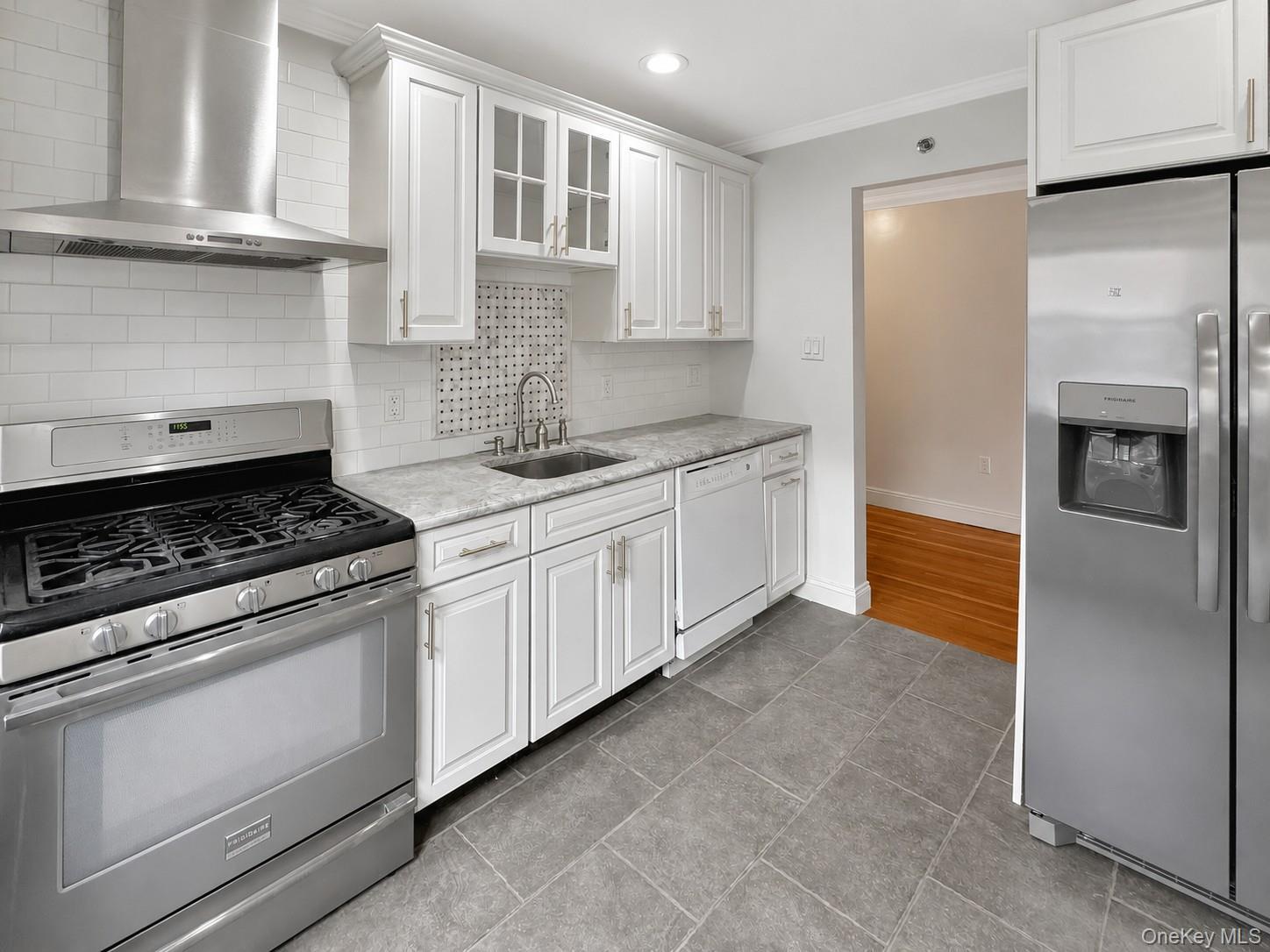 Single Family 21st Drive  Queens, NY 11105, MLS-1017507-14