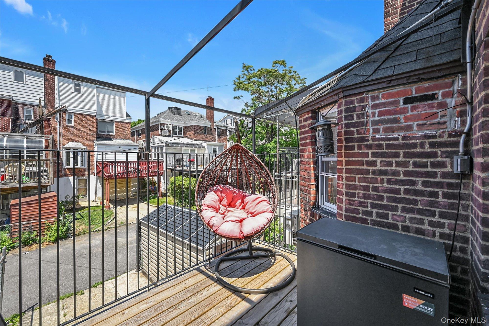 Single Family 71st Road  Queens, NY 11367, MLS-1017552-8