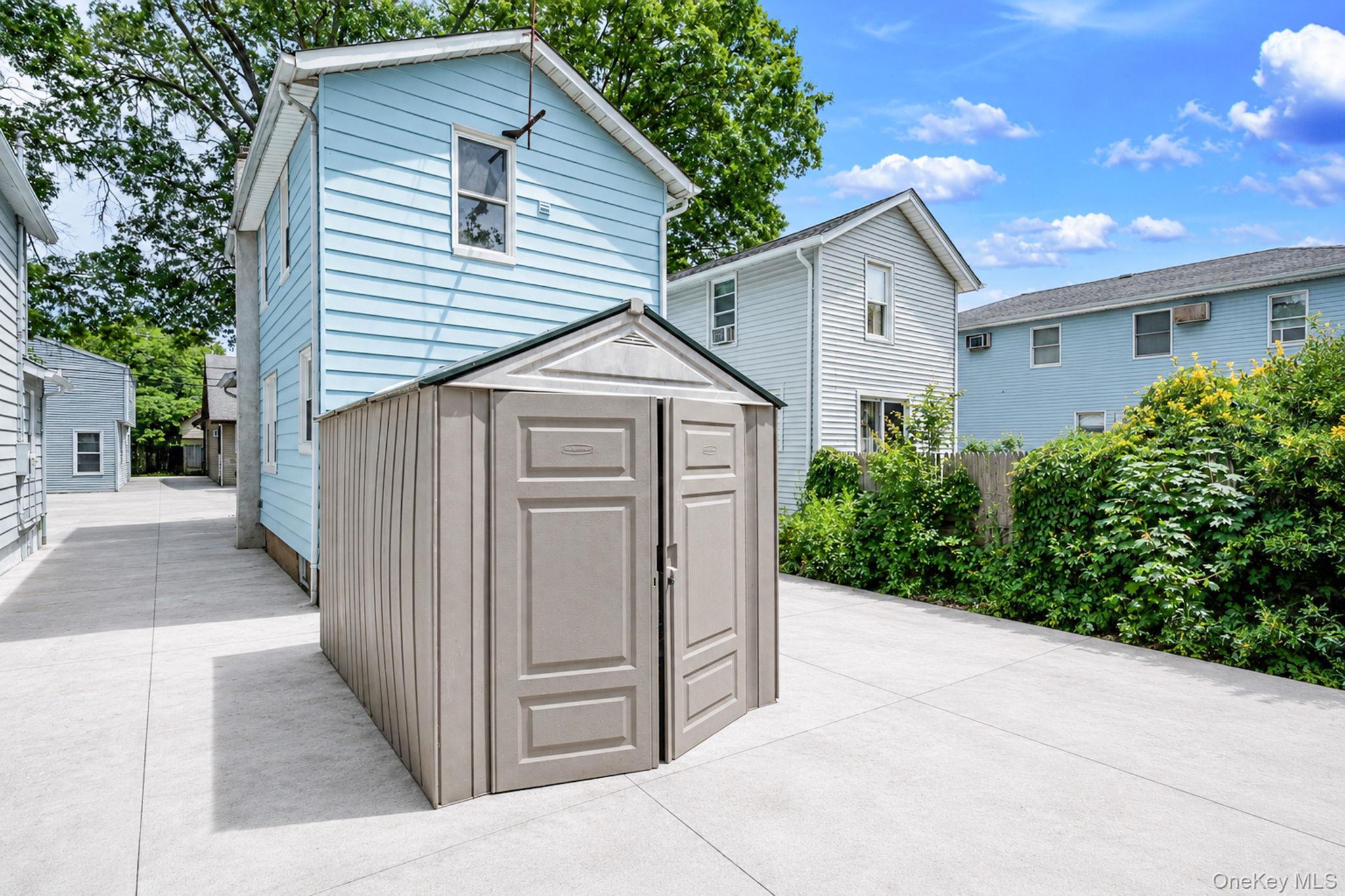 Single Family Washington Avenue Nassau County, NY 11552, MLS-1017555-29