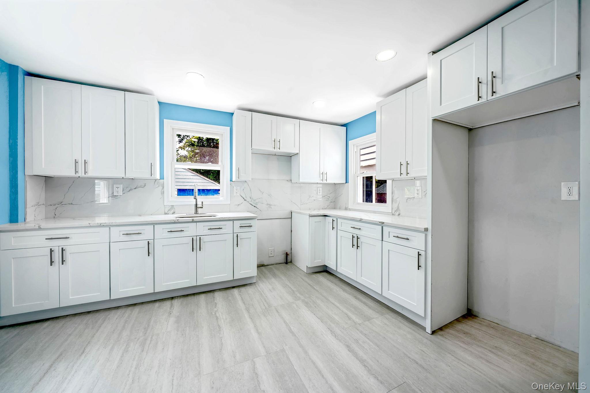 Single Family Washington Avenue Nassau County, NY 11552, MLS-1017555-5