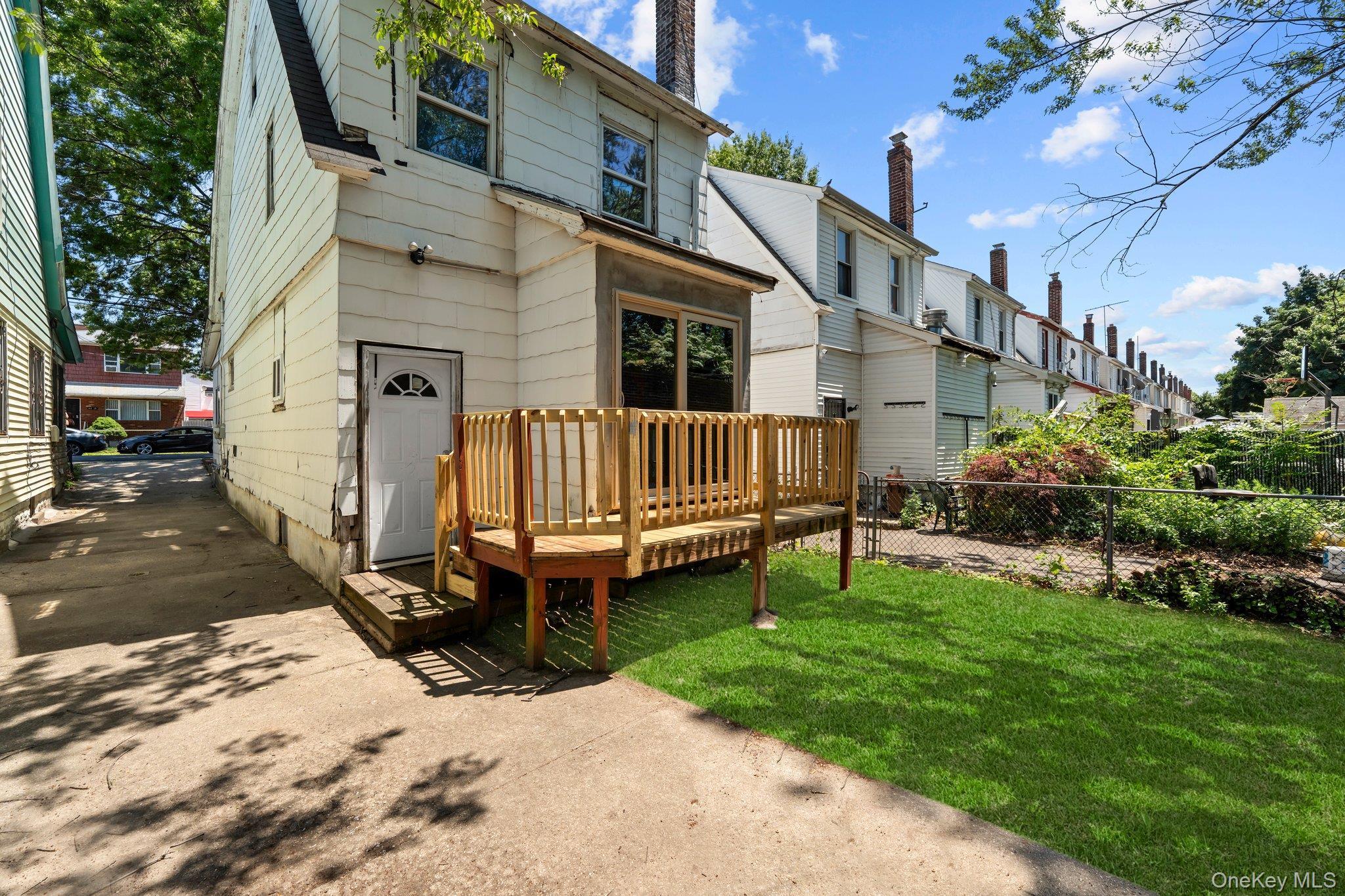Single Family 169th Street Queens, NY 11434, MLS-1017568-16