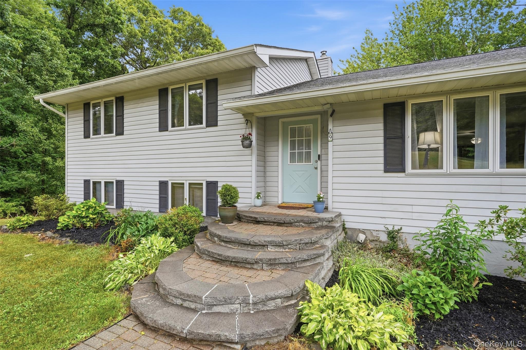 Single Family Roxanne Boulevard Ulster County, NY 12528, MLS-1017607-2