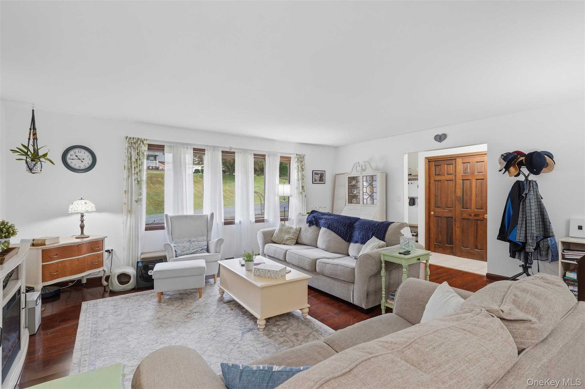 Single Family Roxanne Boulevard Ulster County, NY 12528, MLS-1017607-4