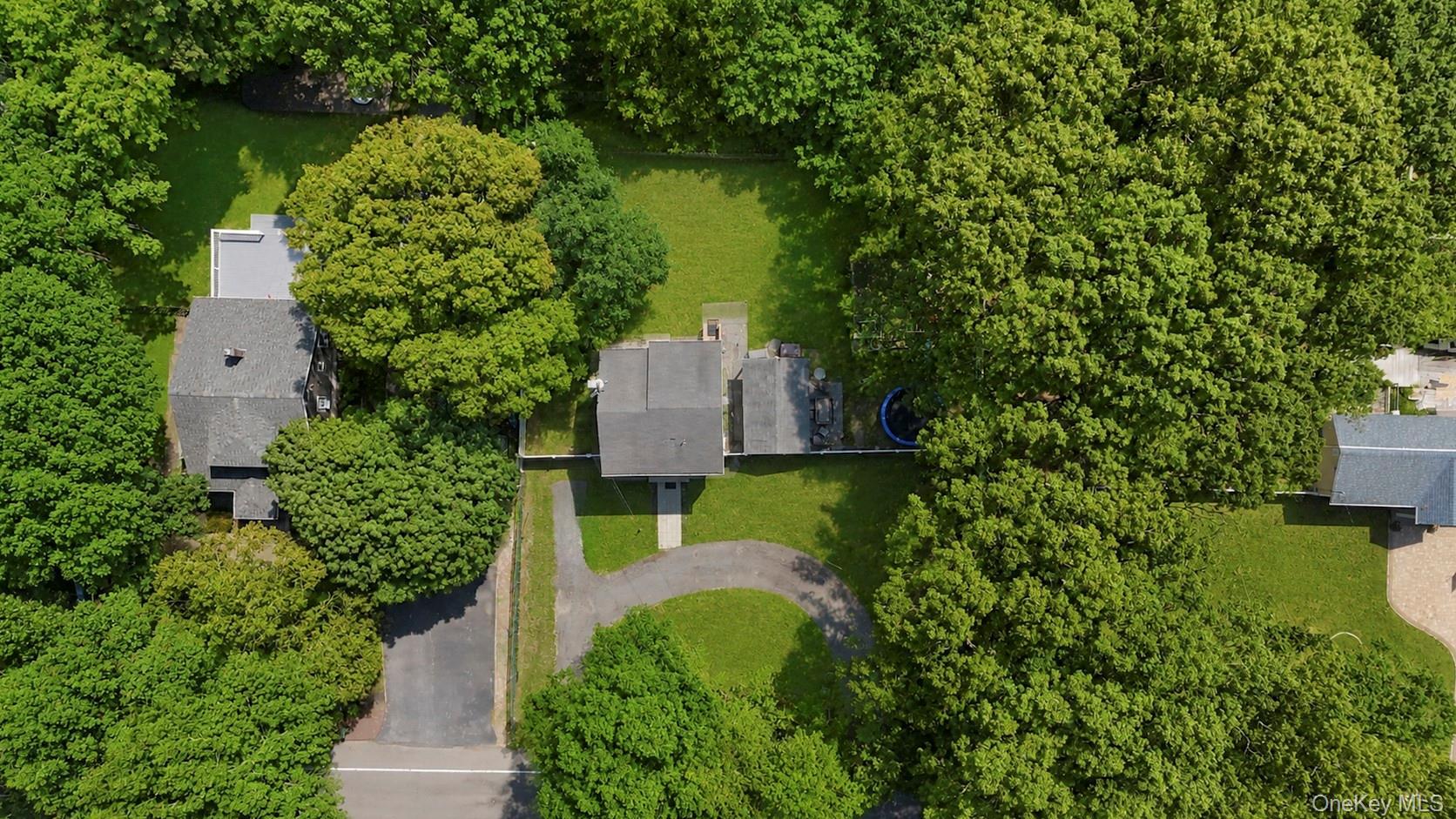 Single Family Magnolia Drive Suffolk County, NY 11784, MLS-1017661-19