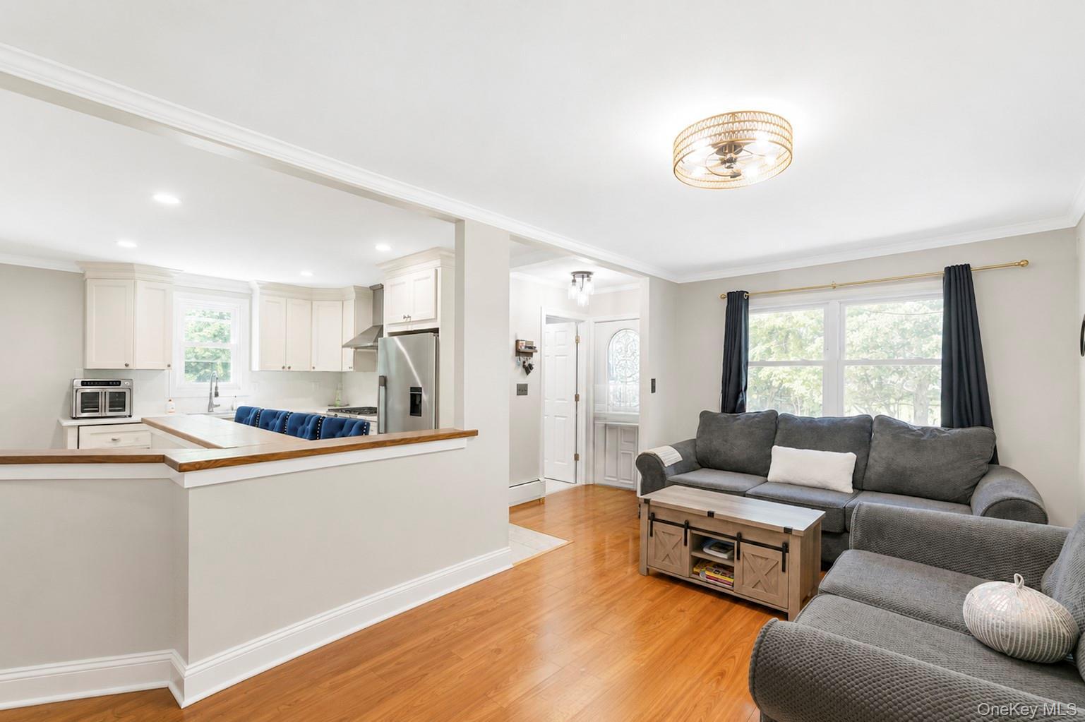 Single Family Magnolia Drive Suffolk County, NY 11784, MLS-1017661-3