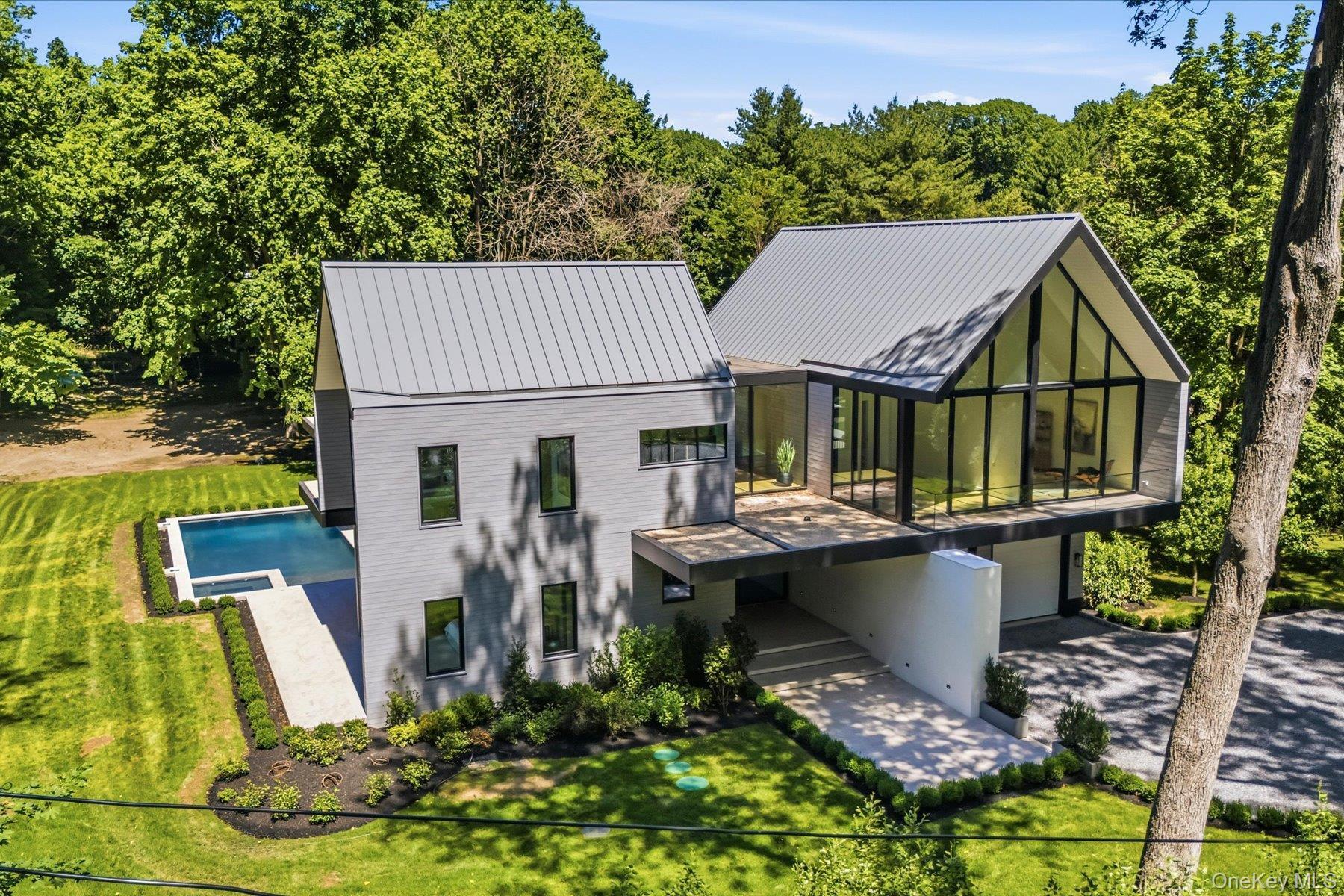 Single Family Watch Way  Suffolk County, NY 11743, MLS-1017672-32