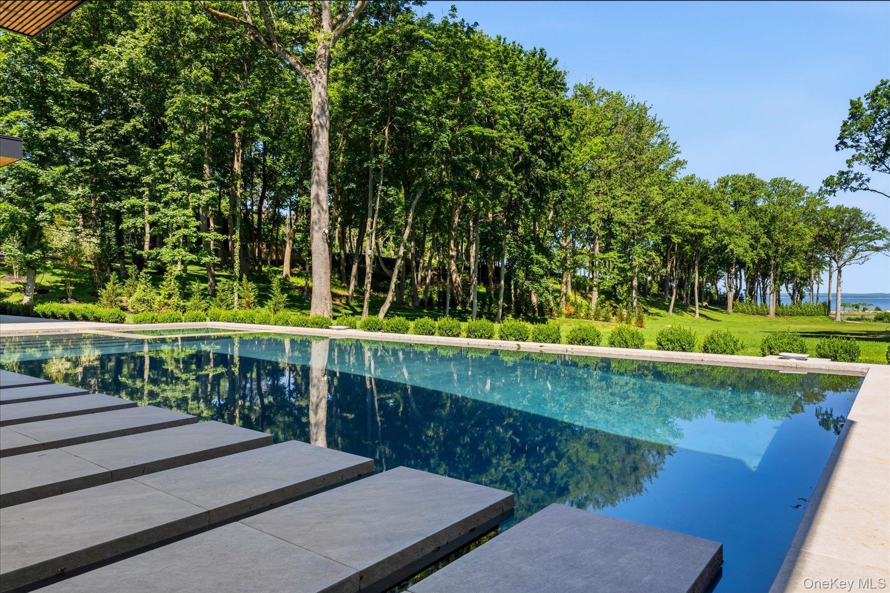 Single Family Watch Way  Suffolk County, NY 11743, MLS-1017672-38