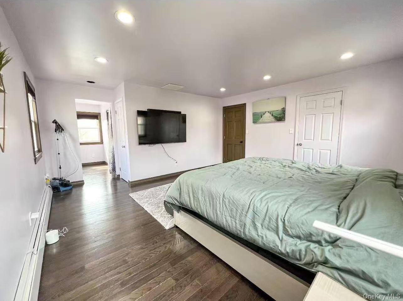 Single Family 54th Avenue Queens, NY 11362, MLS-1017681-4