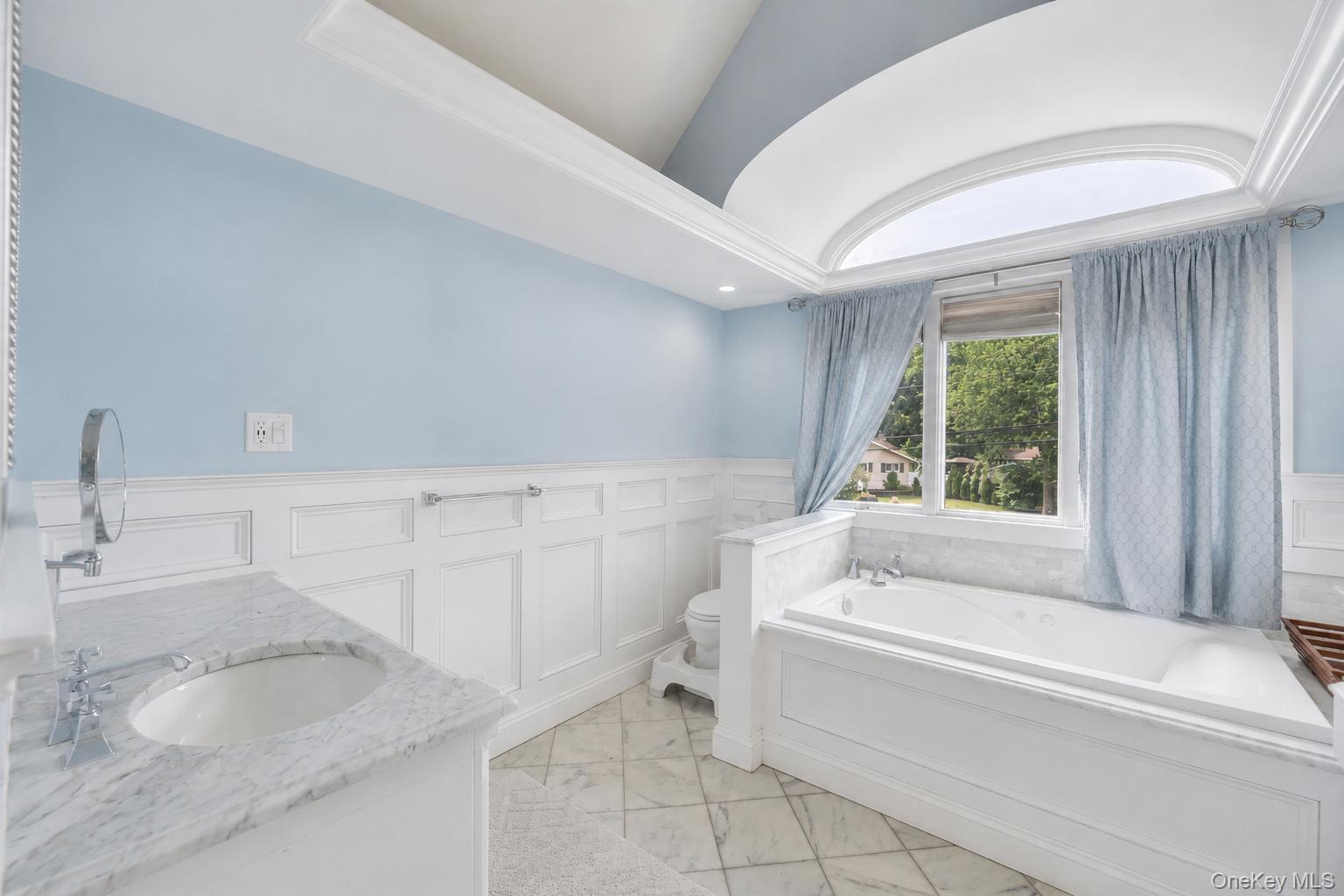 Single Family Joan Road Suffolk County, NY 11706, MLS-1017682-27