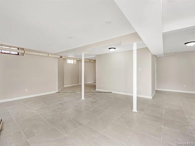 Single Family Continental Hill  Nassau County, NY 11542, MLS-1017722-15