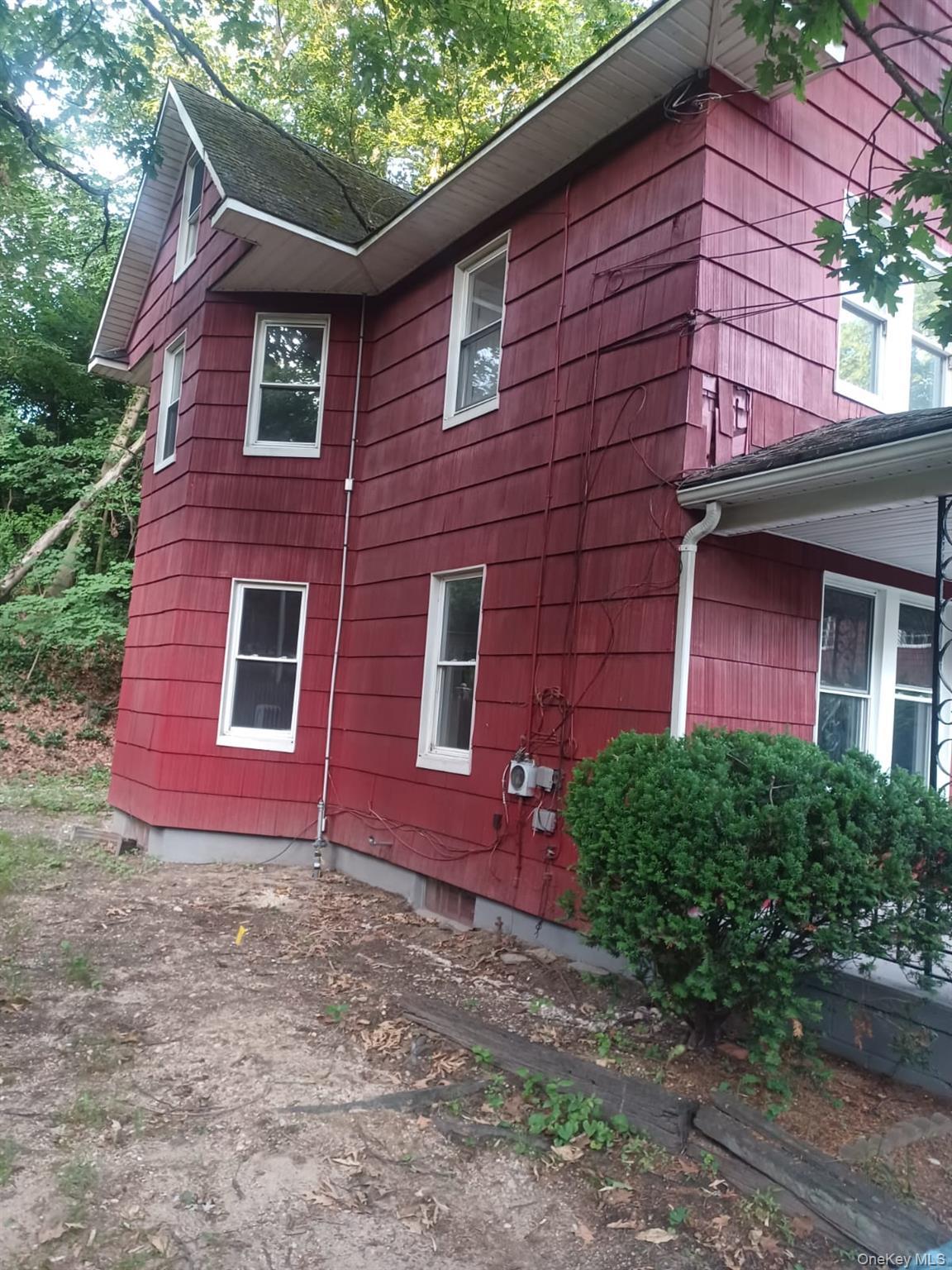 Single Family Continental Hill  Nassau County, NY 11542, MLS-1017722-18