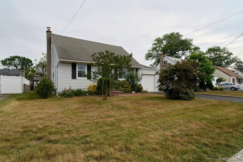 Single Family Van Buren Street Suffolk County, NY 11704, MLS-1017723-2