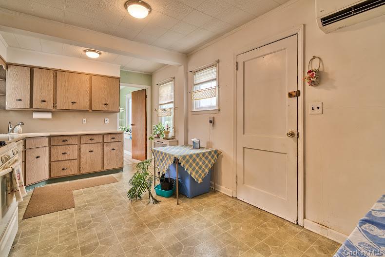Single Family Van Buren Street Suffolk County, NY 11704, MLS-1017723-7