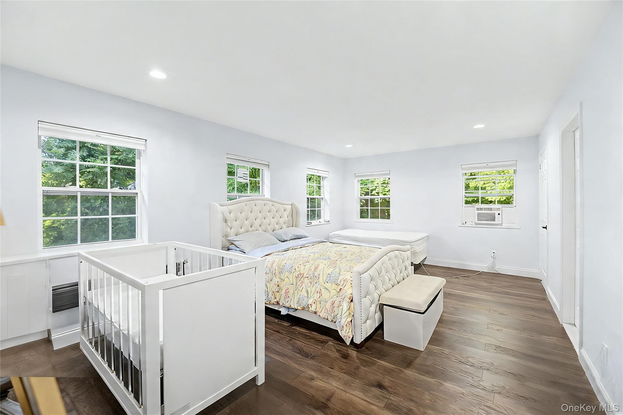 Single Family Susquehanna Avenue  Nassau County, NY 11021, MLS-1017728-13