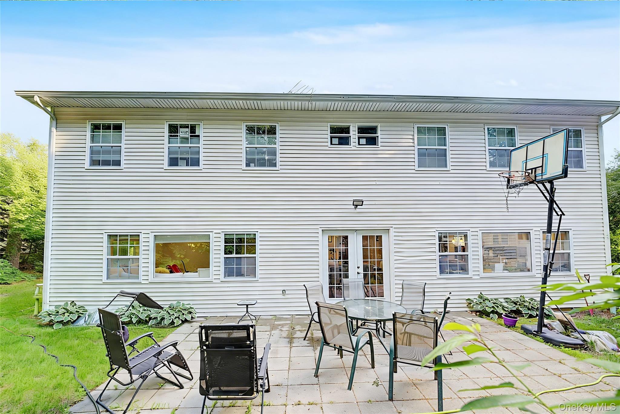 Single Family Susquehanna Avenue  Nassau County, NY 11021, MLS-1017728-24