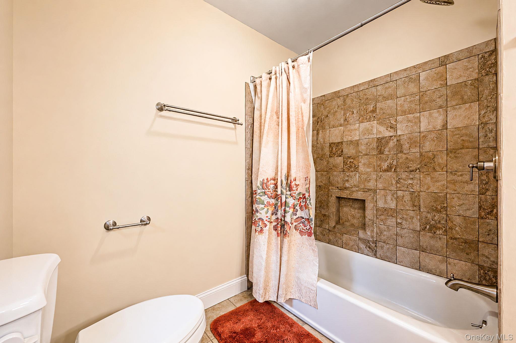 Single Family Sandpiper Court Suffolk County, NY 11787, MLS-1017743-31
