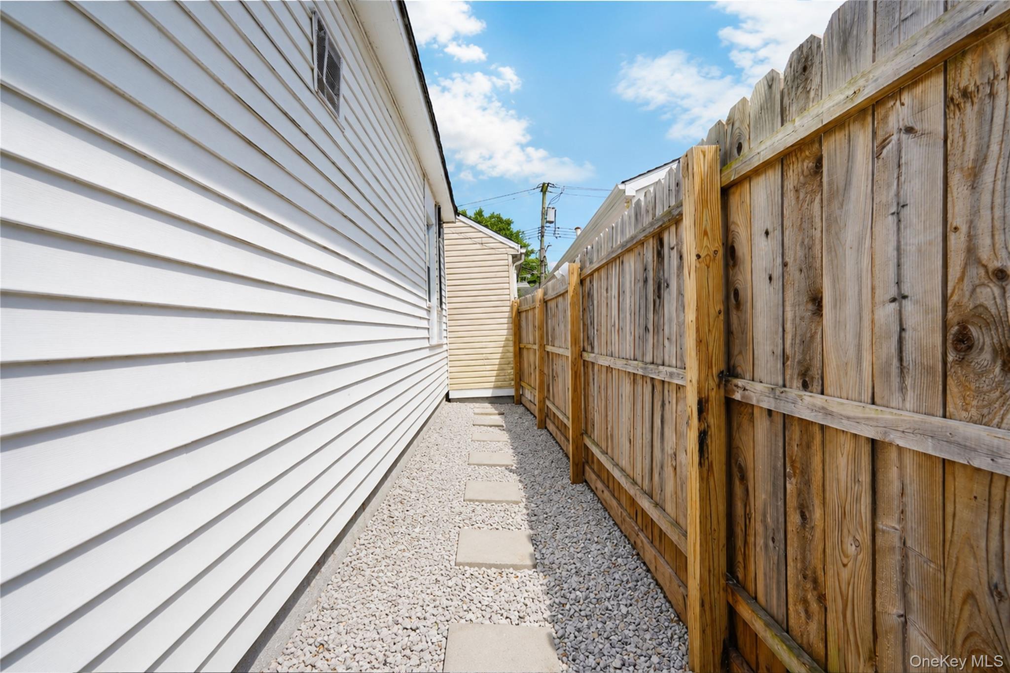 Single Family Freeborn Street Staten Island, NY 10306, MLS-1017793-17